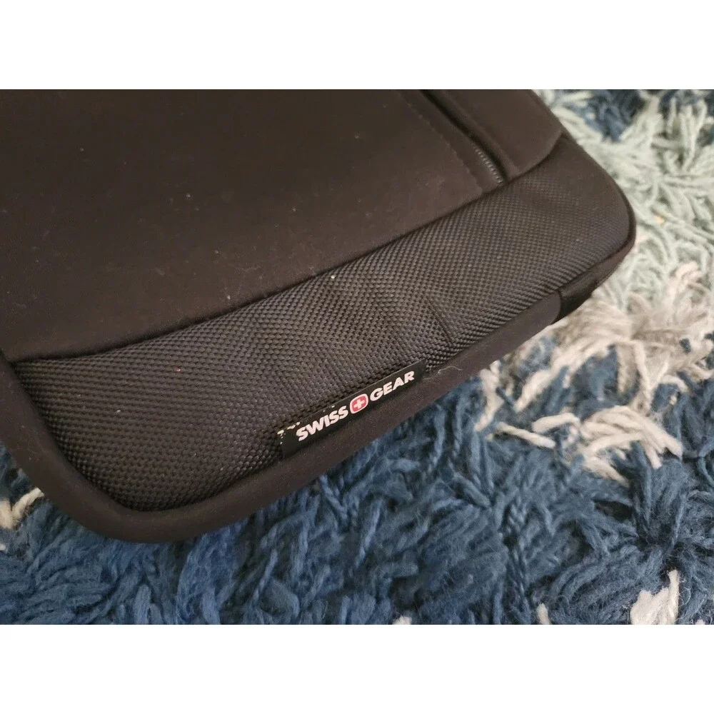 SwissGear case soft
